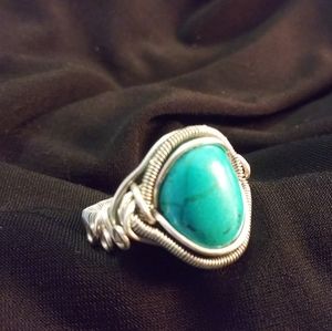 Size 7 Turquoise stone and Silver Copper